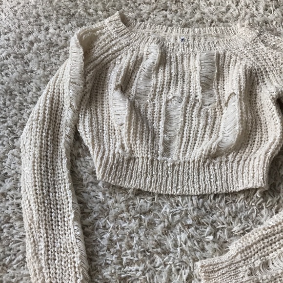 Fashion Top - Picture 4 of 6